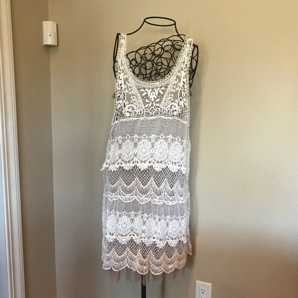 2 piece lace dress in Large